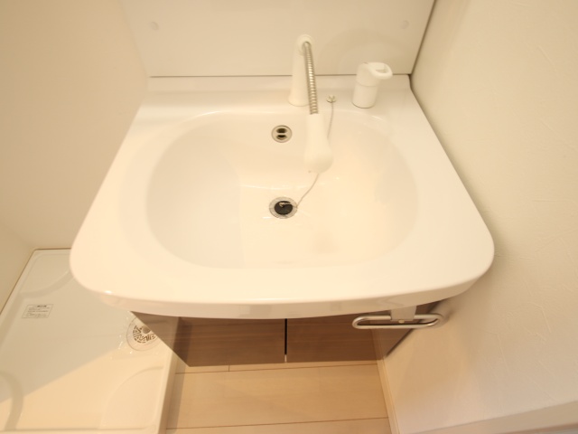 洗面設備　※別室の参考写真の為、現況優先です。