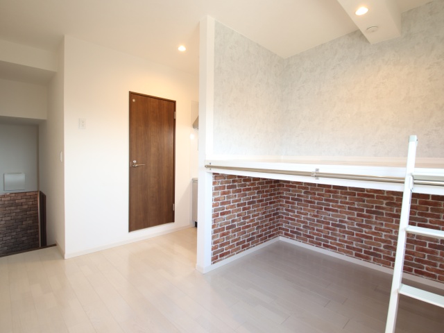 居室・リビング　※別室の参考写真の為、現況優先です。