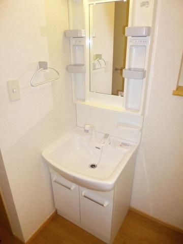 洗面設備　お部屋探しは株式会社　タウンハウジング　までお気軽にお問合…