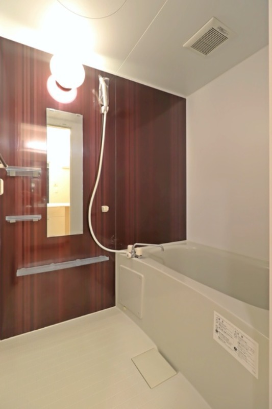 バス・シャワールーム　図面と現状に相違がある場合には現状を優先