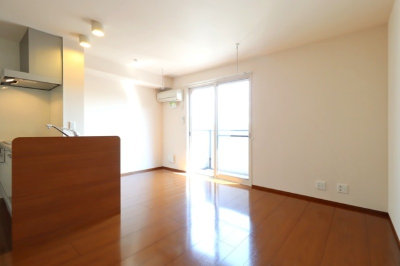 居室・リビング　図面と現状に相違がある場合には現状を優先