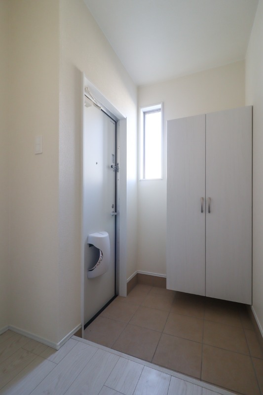 玄関　図面と現状に相違がある場合には現状を優先