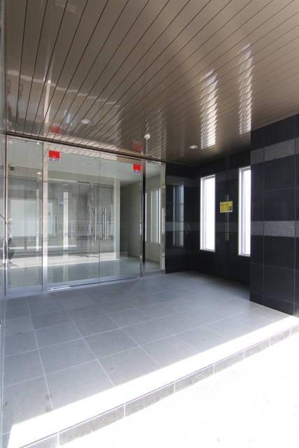 エントランス　エントランス