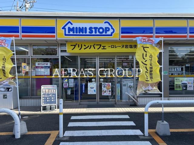 コンビニ　ミニストップ 千葉都公園前店（コンビニ）まで727m