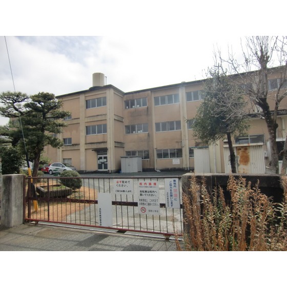 小学校　浜松市立浅間小学校（小学校）まで615m