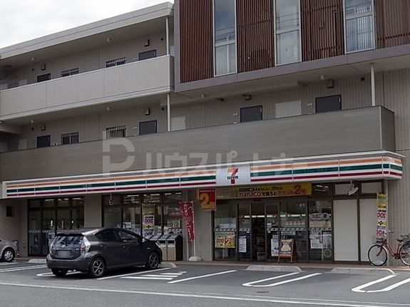 コンビニ　セブンイレブン船橋前原東4丁目店（コンビニ）まで380m