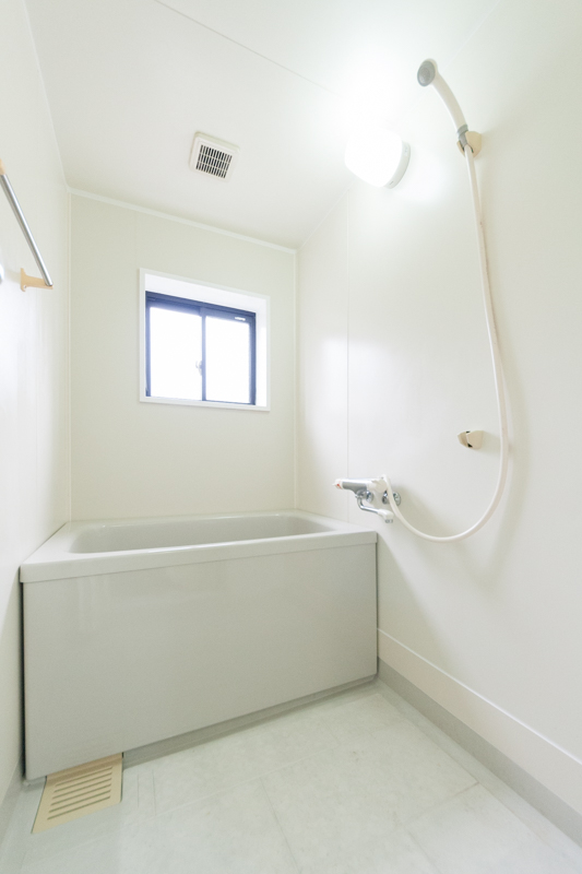 バス・シャワールーム　※別のお部屋です。現状優先