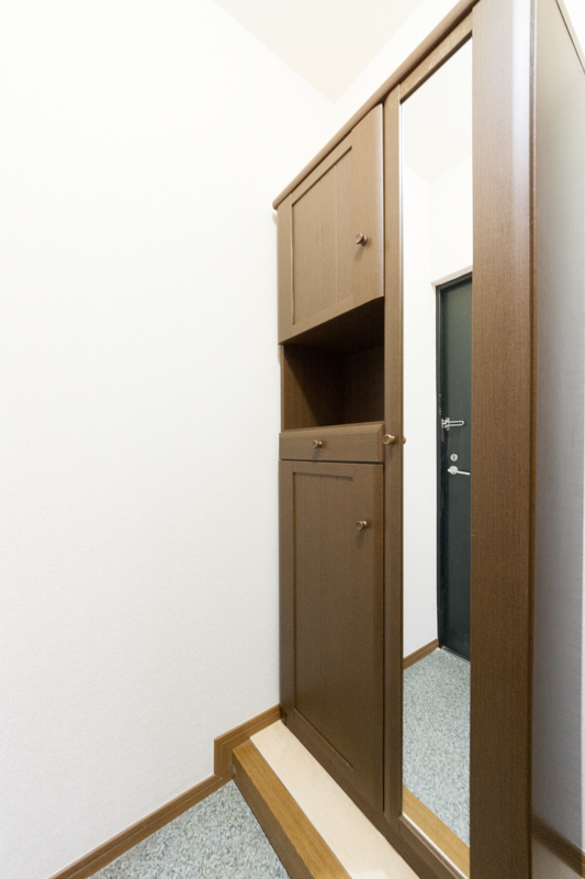 玄関　※別のお部屋です。現状優先