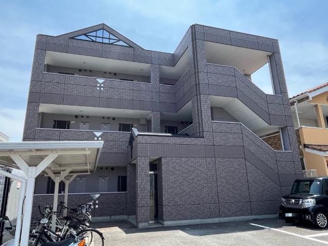 建物外観　外観写真（昼）