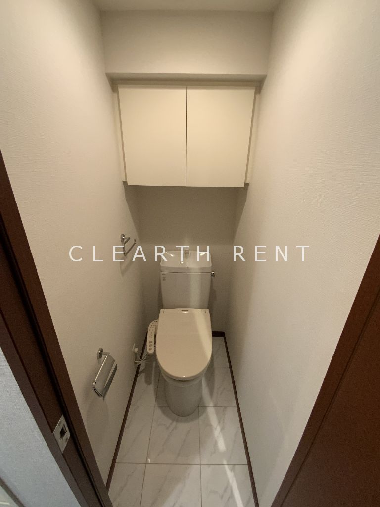 トイレ　同タイプ別住戸写真となります。現況と異なる場合がございます。