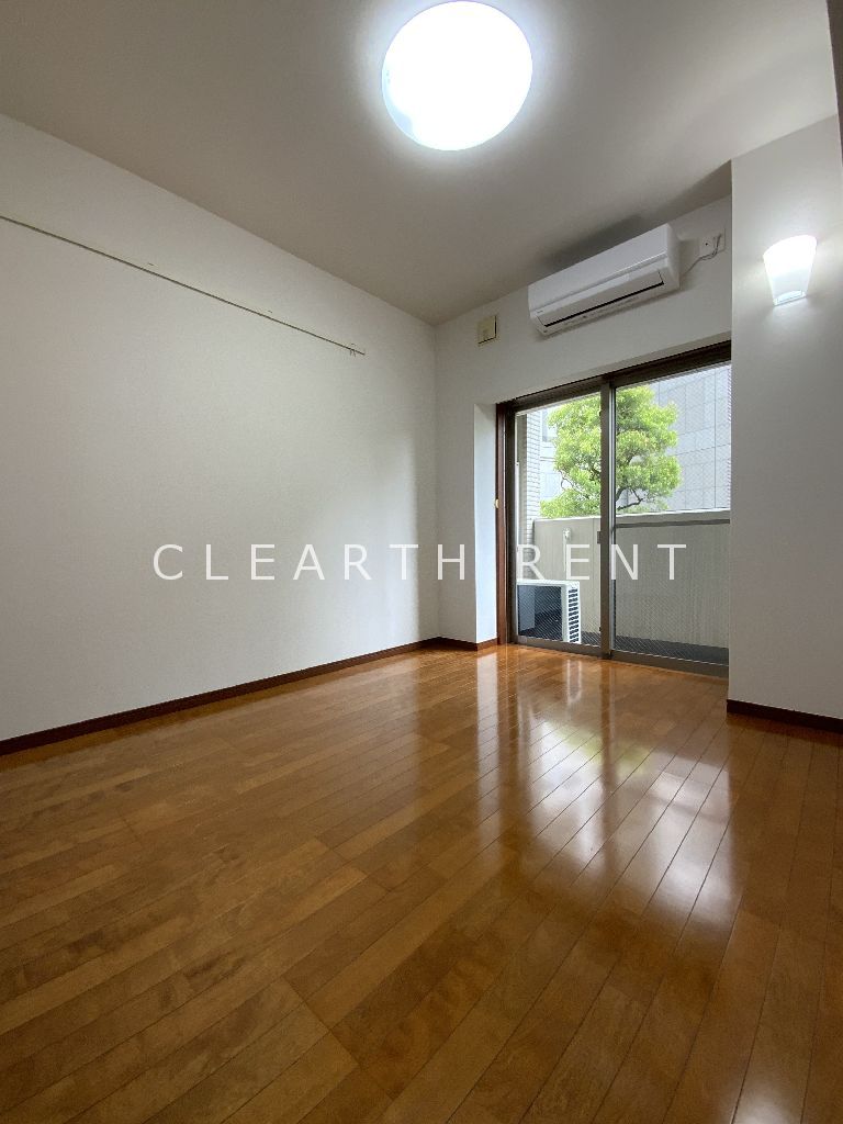 居室・リビング　同タイプ別住戸写真となります。現況と異なる場合がございます。