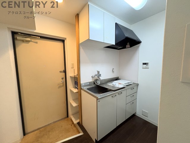 キッチン　冷蔵庫設置スペースあります！