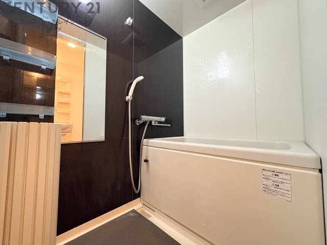 バス・シャワールーム　シャンプードレッサーつき！