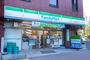 コンビニ　ファミリーマート 自然教育園前店（コンビニ）まで378m