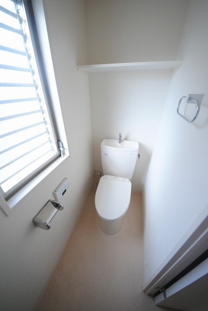 トイレ　写真は２０３号室