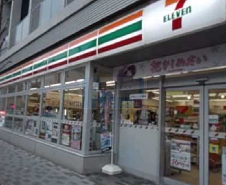 コンビニ　セブンイレブン板橋志村3丁目店（コンビニ）まで500m