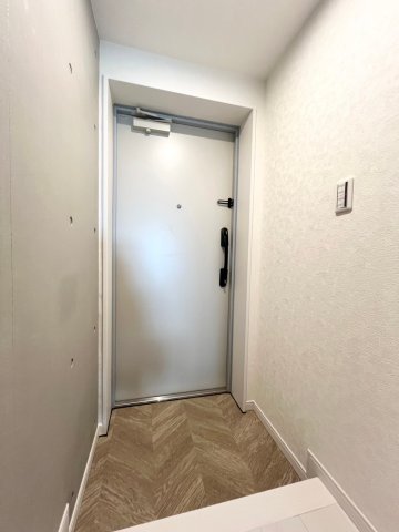 玄関　新宿WEST PLACE