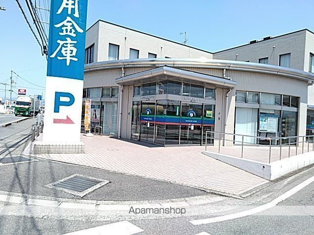 銀行　愛媛信用金庫垣生支店（銀行）まで690m