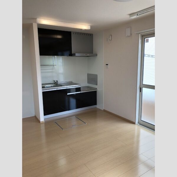 居室・リビング　室内写真は別部屋の写真です。