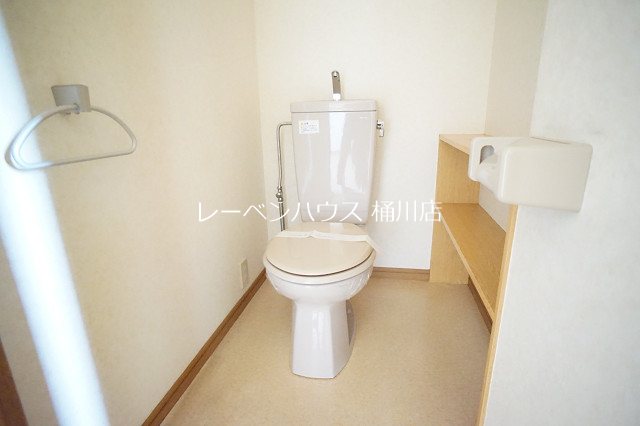 トイレ　レーベンハウス桶川店へ　048-787-5511