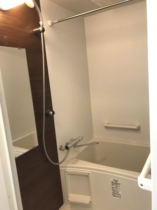 バス・シャワールーム　風呂