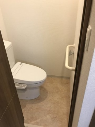 トイレ　トイレ