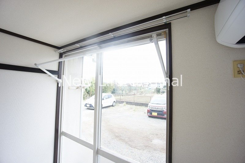 その他設備　雨の日や花粉の季節に助かる室内物干し☆