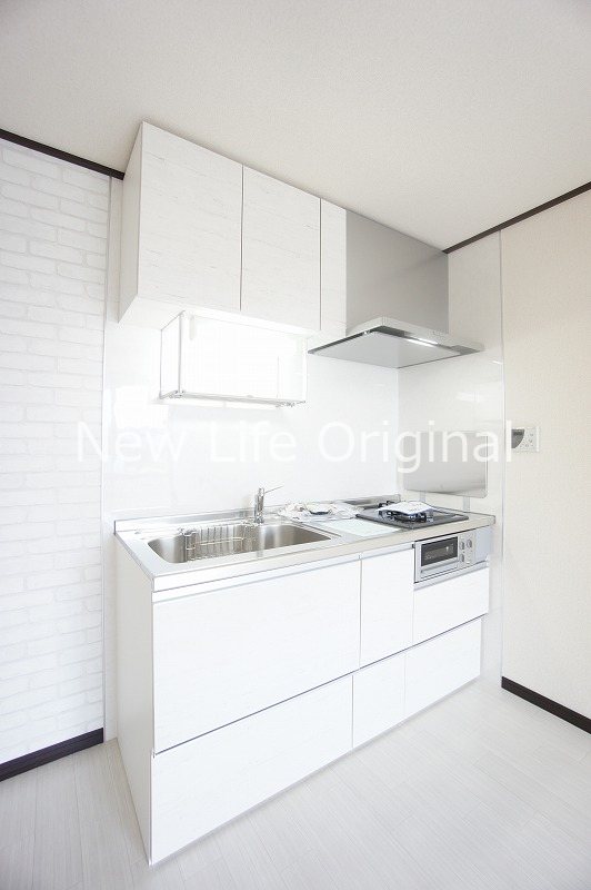 キッチン　新品のキッチンです♪スライド式の収納ですっきりと収納できます