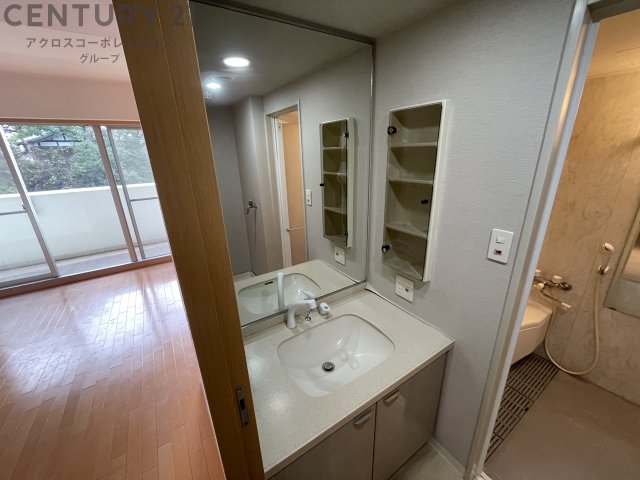 洗面設備　独立洗面化粧台付きでおすすめです！