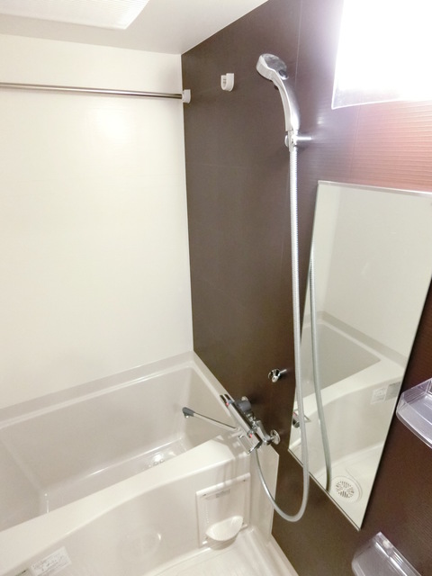 バス・シャワールーム　浴室乾燥機付バス