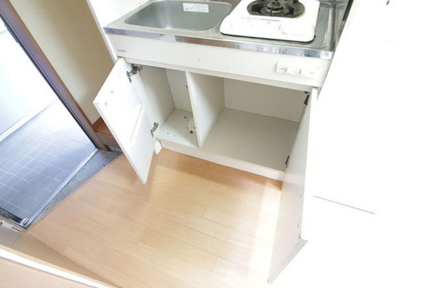 収納　キッチン下収納