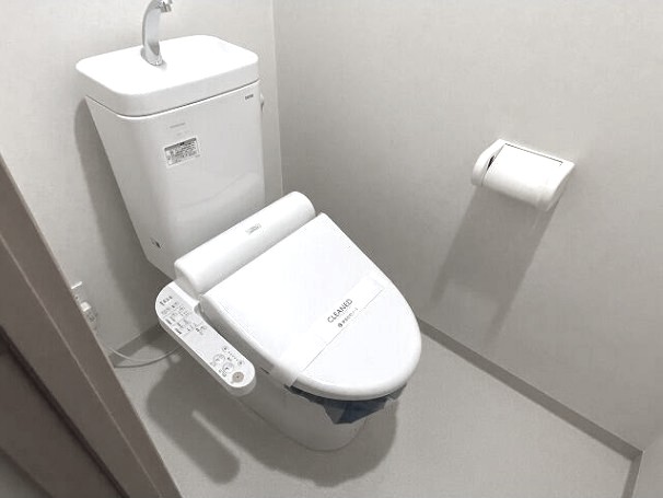 トイレ　トイレ
