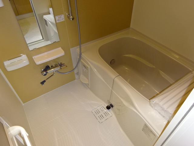 バス・シャワールーム　バス