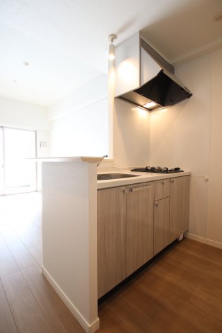 キッチン　コンパクトなキッチンで掃除もラクラク