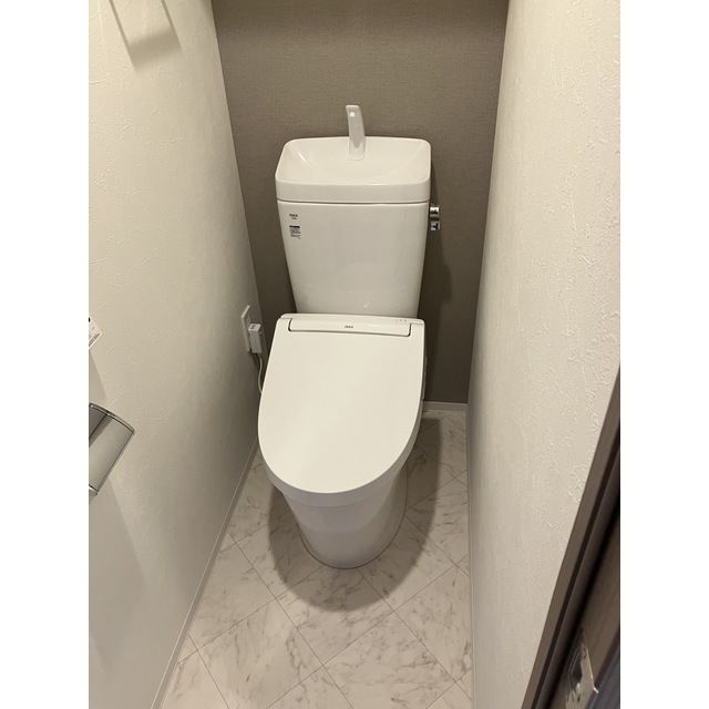 トイレ　落ち着いたトイレです