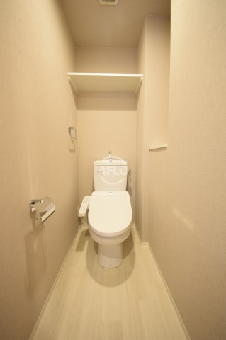 トイレ　エステムコート心斎橋central　トイレ