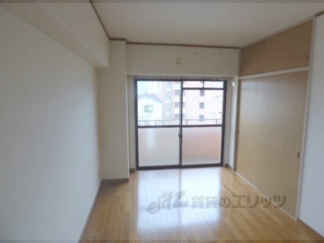 居室・リビング　洋室