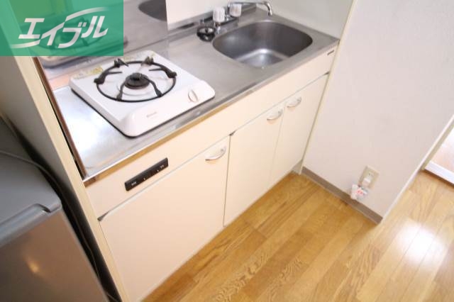 キッチン　別のお部屋の写真です。実際とは異なります。