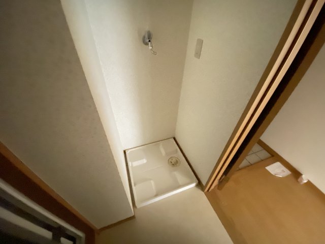 その他設備　洗濯機置場