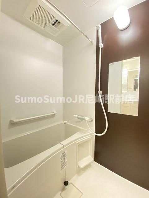 バス・シャワールーム　お風呂で日々の疲れを落としましょう