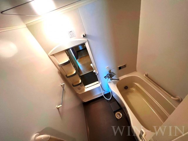 バス・シャワールーム　イメージ（同建物内別部屋の写真です）