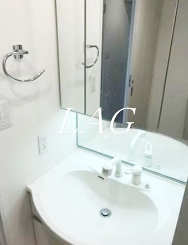 洗面設備　洗面台です。