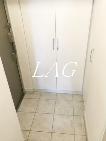 玄関　玄関です。