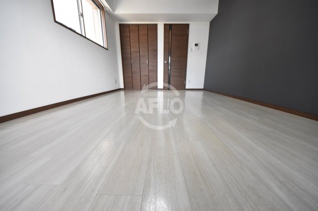 その他　ドゥエリング梅田　洋室