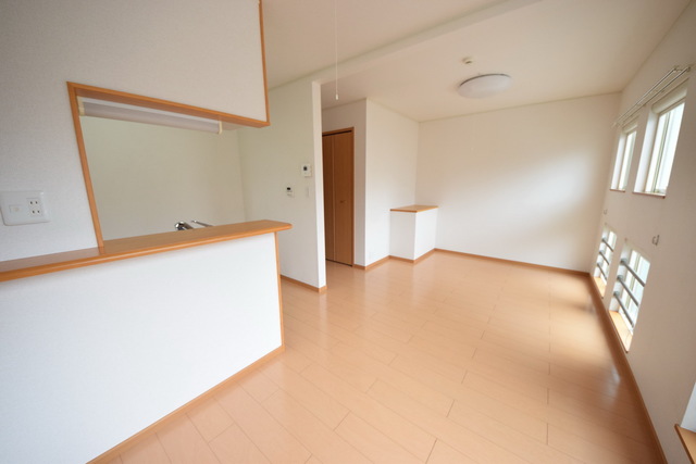 その他部屋・スペース　～明るいお部屋～内装参考写真