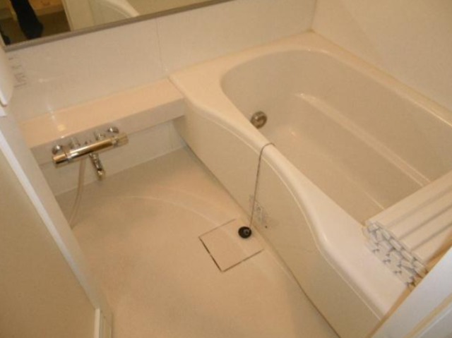 バス・シャワールーム　※別部屋参考写真です。