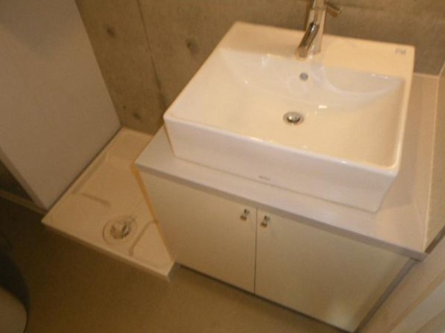 洗面設備　※別部屋参考写真です。