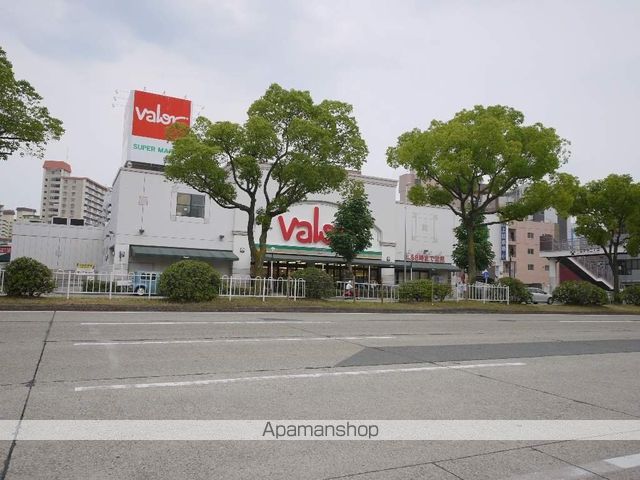 スーパー　新栄バロー（スーパー）まで430m