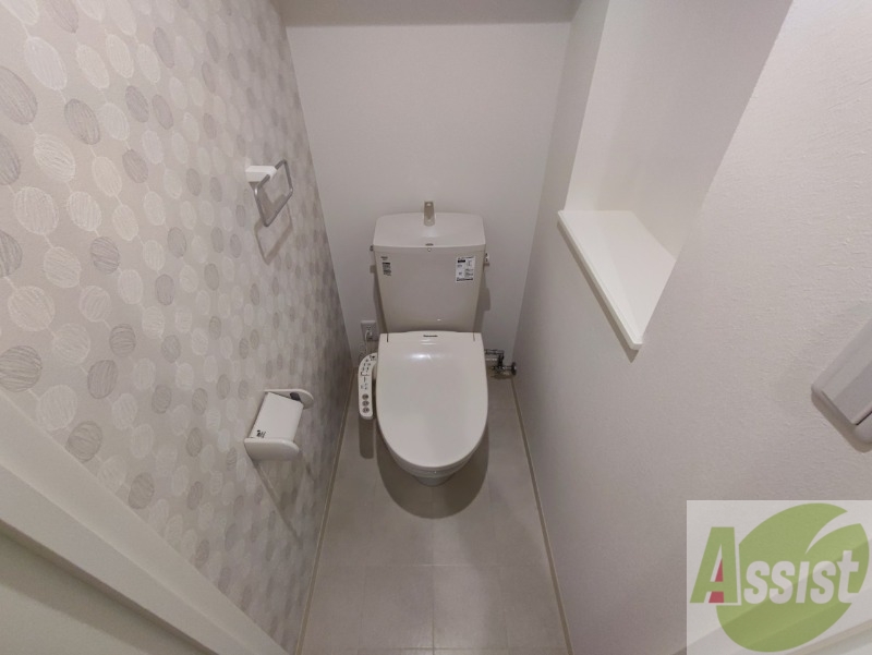 トイレ　トイレです。ウォシュレット付を探している方、おすすめです。