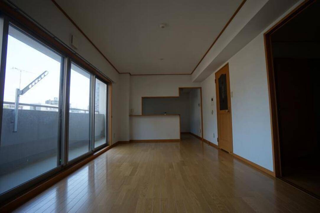 居室・リビング　リビング